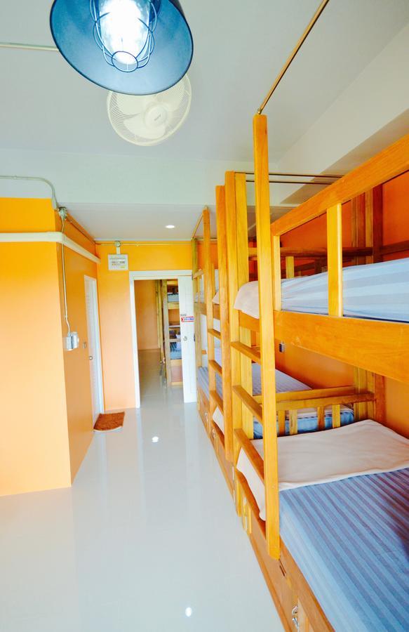 Nomad Hostel Krabi town Esterno foto