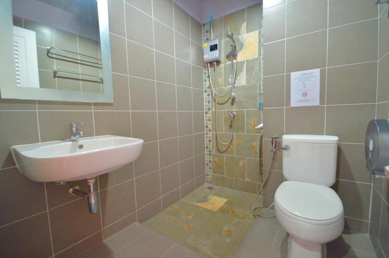 Nomad Hostel Krabi town Esterno foto